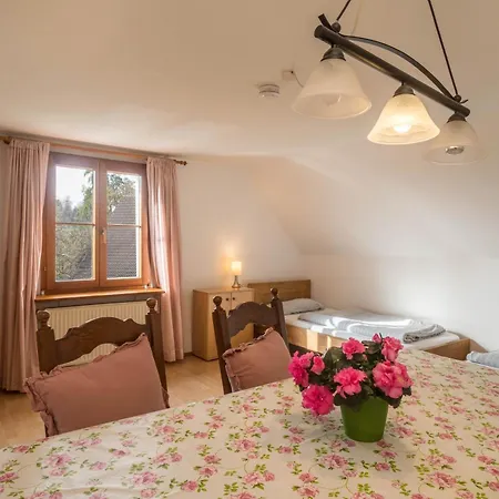 Apartman Achraintal 1 *