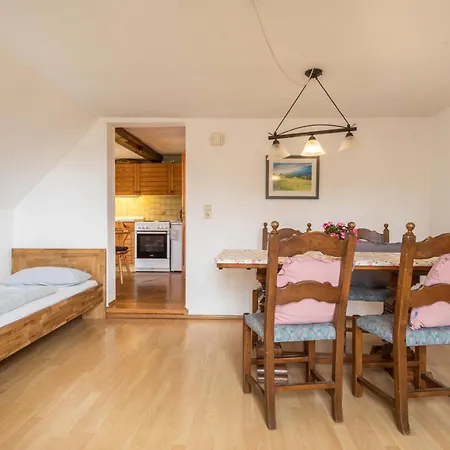 Achraintal 1 Apartman *